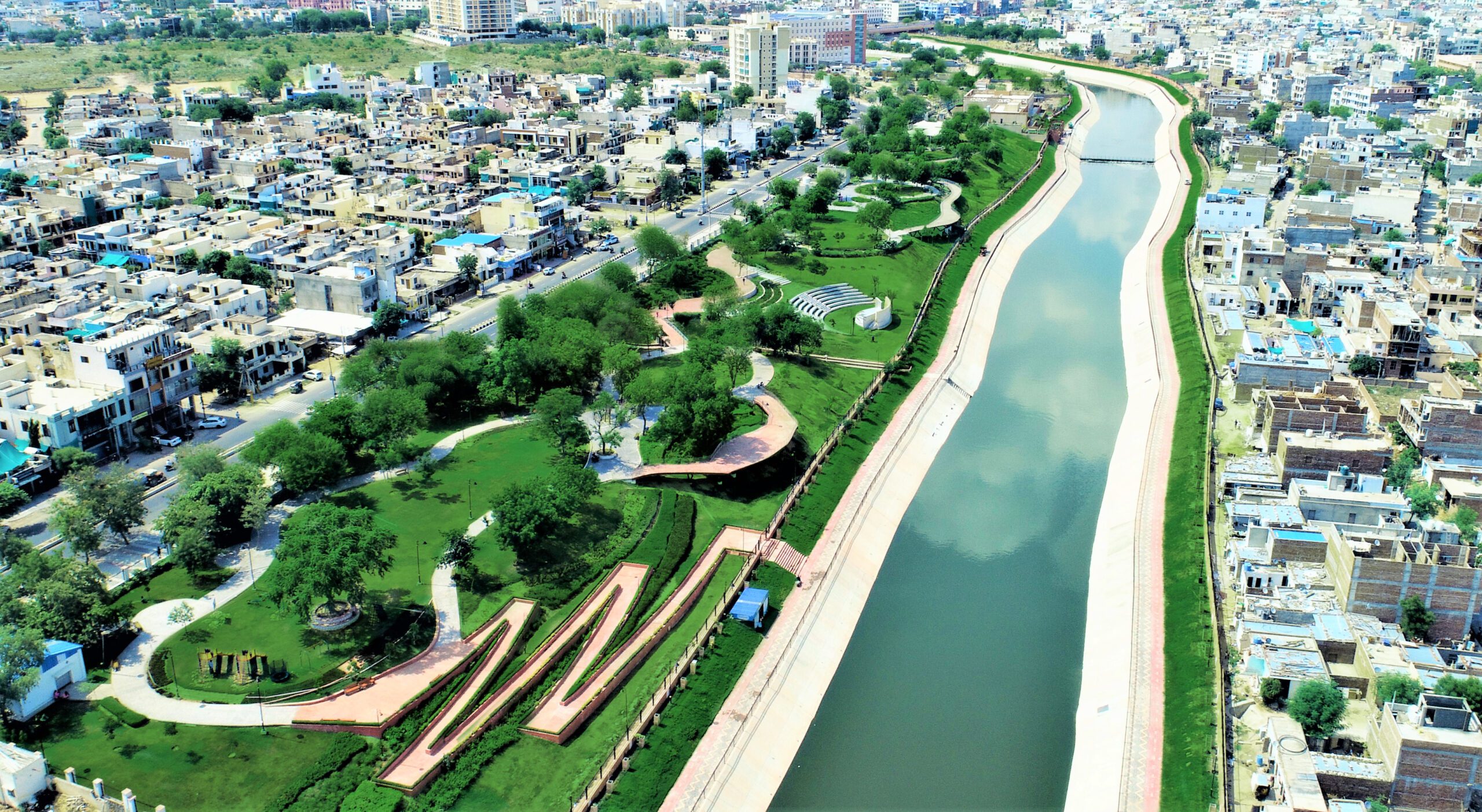 Landscape-Park-on-the-Banks-of-Dravyavati-River-scaled_