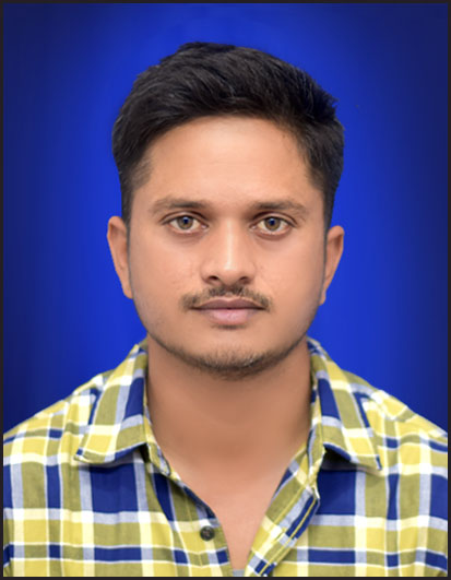 Passport size photograph of Pratik Singh