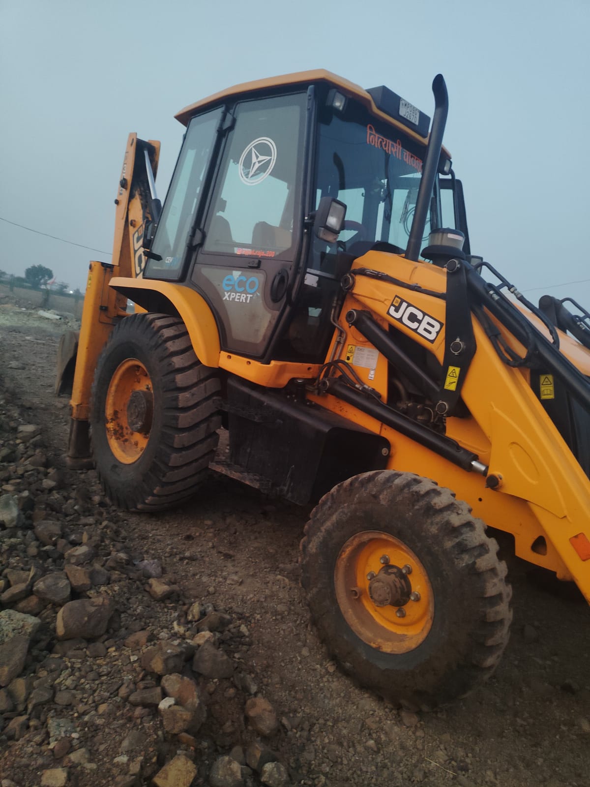 Excavation work nd jcb available on rent